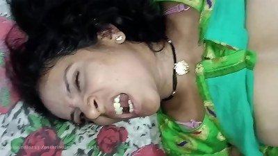 Indian village bhabhi fuck-a-thon video with cumshot