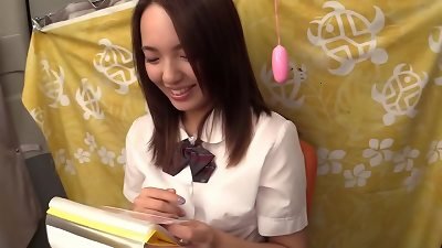 https://bit.ly/3ZvUXJJ Memorize the flags of the countries for ten minutes, and if she can say all the names of the countries, she will win100,000 yen! with a plenty of of vibration from vibrators