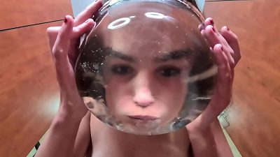 Pisswhore swallows her own pee after washing her face with it